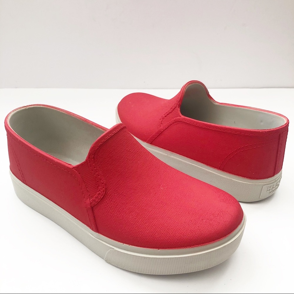 Klogs Footwear Women’s Slip On Clogs Size 5 Red